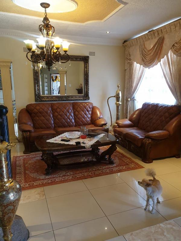 5 Bedroom Property for Sale in Lenasia Gauteng