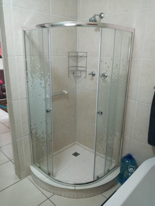 2 Bedroom Property for Sale in Greenstone Hill Gauteng