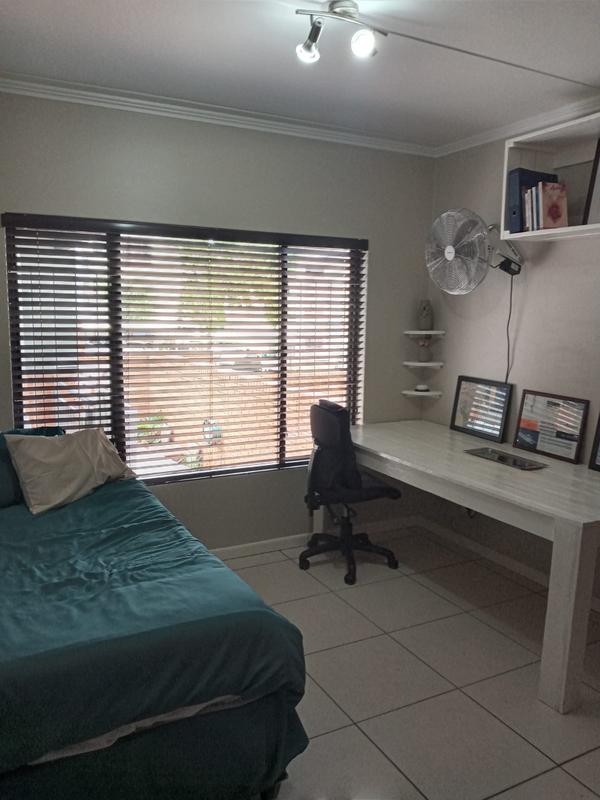 2 Bedroom Property for Sale in Greenstone Hill Gauteng