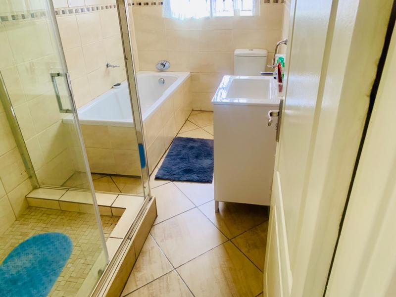 3 Bedroom Property for Sale in Lenasia Ext 7 Gauteng