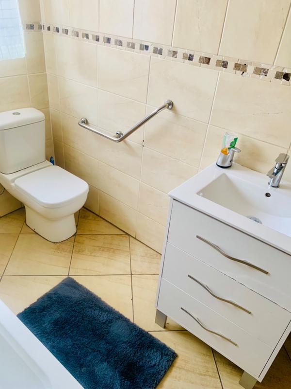 3 Bedroom Property for Sale in Lenasia Ext 7 Gauteng