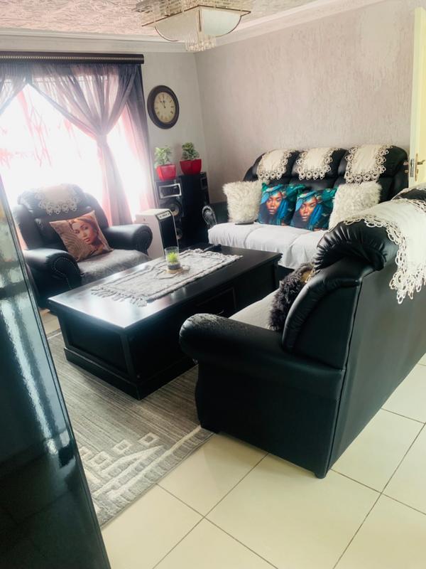 3 Bedroom Property for Sale in Lenasia Ext 7 Gauteng