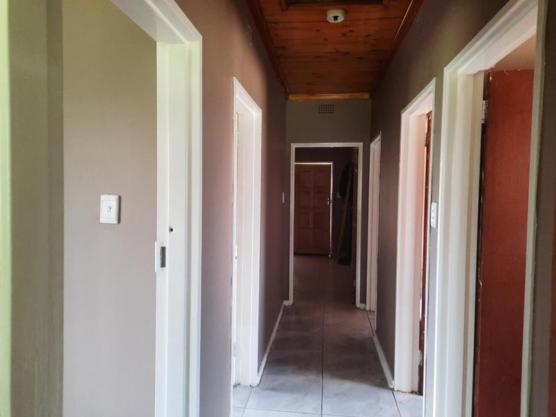 4 Bedroom Property for Sale in Sonland Park Gauteng