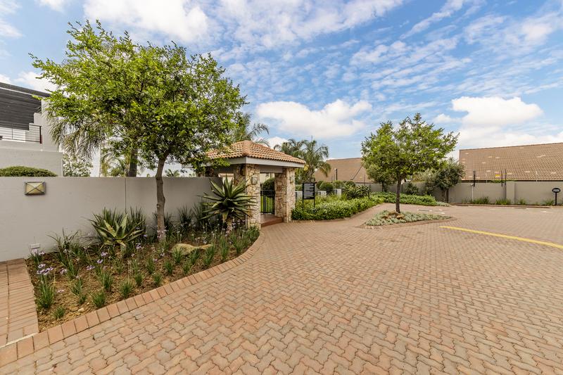 1 Bedroom Property for Sale in Barbeque Downs Gauteng