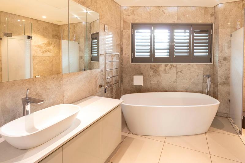 2 Bedroom Property for Sale in Sandton Central Gauteng