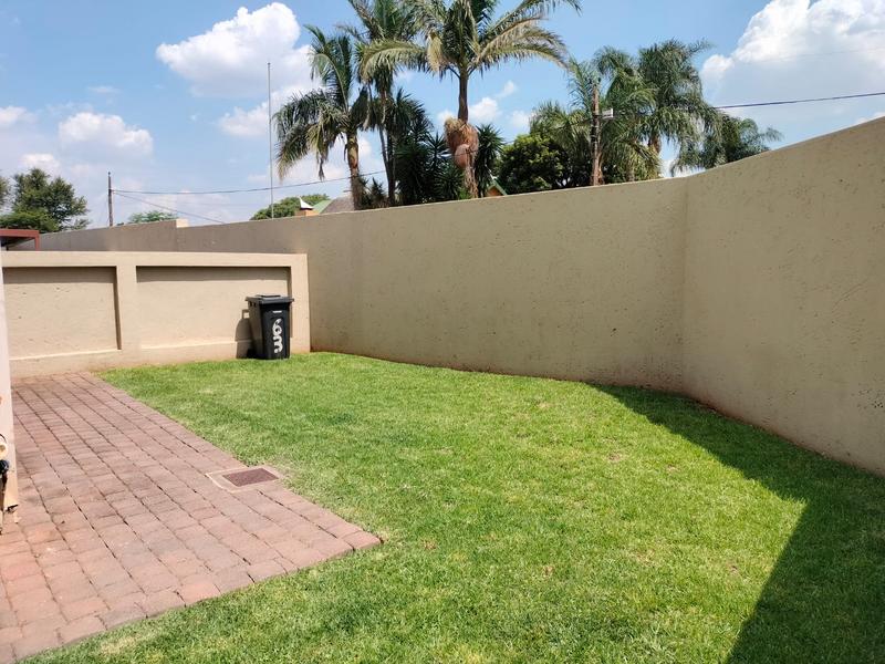 1 Bedroom Property for Sale in Annlin Gauteng