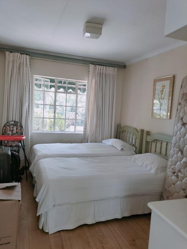 To Let 2 Bedroom Property for Rent in Craighall Park Gauteng