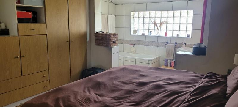3 Bedroom Property for Sale in General Albertspark Gauteng
