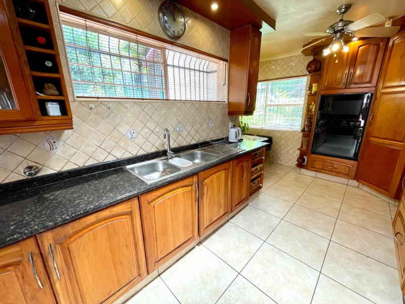 6 Bedroom Property for Sale in Noordheuwel Gauteng