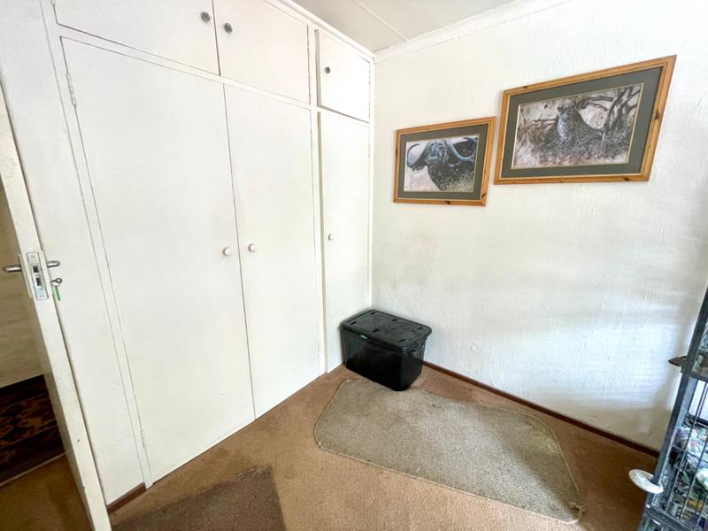 6 Bedroom Property for Sale in Noordheuwel Gauteng