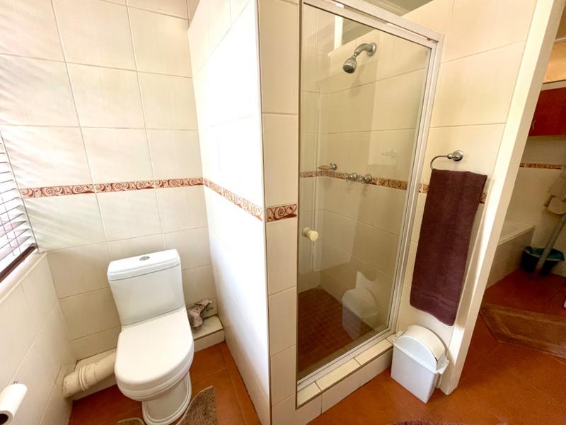 6 Bedroom Property for Sale in Noordheuwel Gauteng