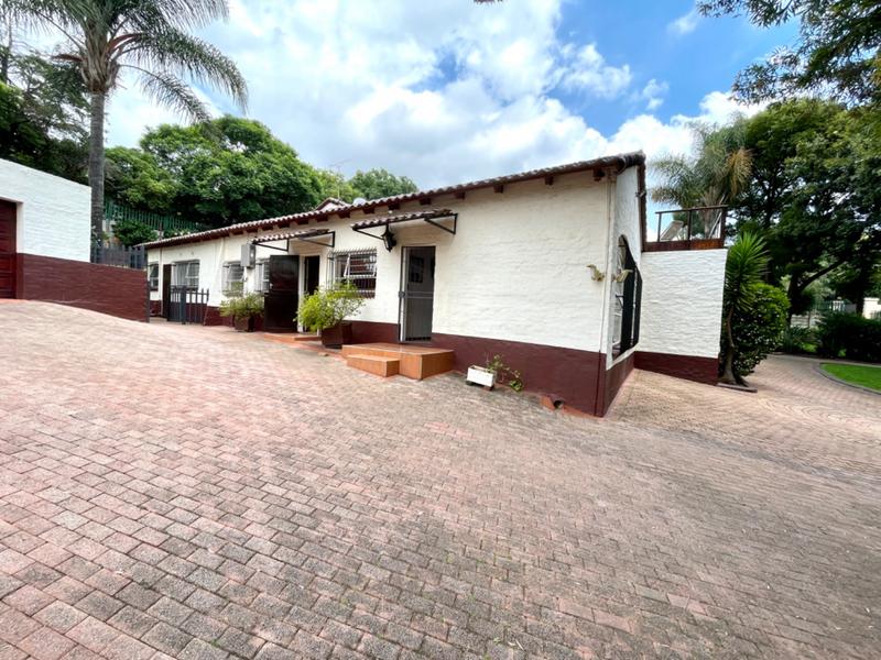 6 Bedroom Property for Sale in Noordheuwel Gauteng