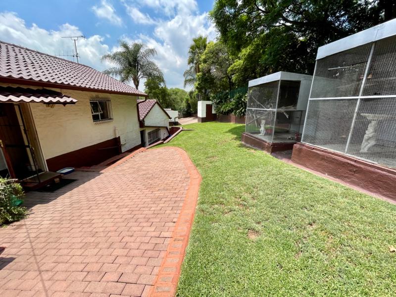 6 Bedroom Property for Sale in Noordheuwel Gauteng