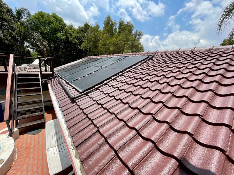 6 Bedroom Property for Sale in Noordheuwel Gauteng