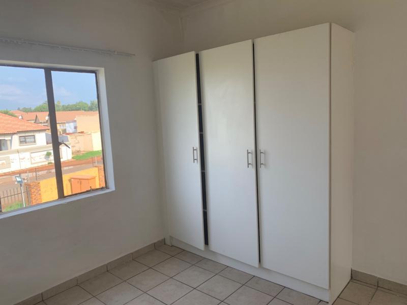2 Bedroom Property for Sale in Dawn Park Gauteng