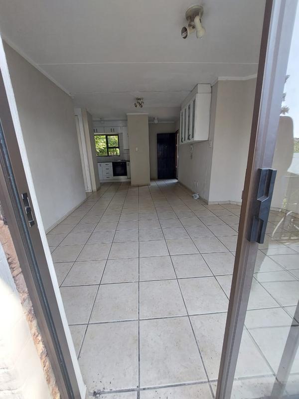 1 Bedroom Property for Sale in Petervale Gauteng