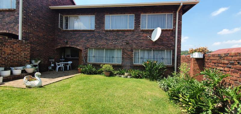 3 Bedroom Property for Sale in Faerie Glen Gauteng