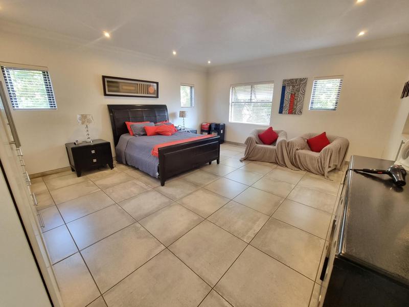 5 Bedroom Property for Sale in Golf Park Gauteng