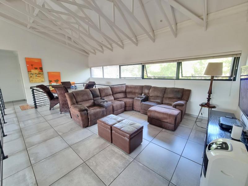 5 Bedroom Property for Sale in Golf Park Gauteng