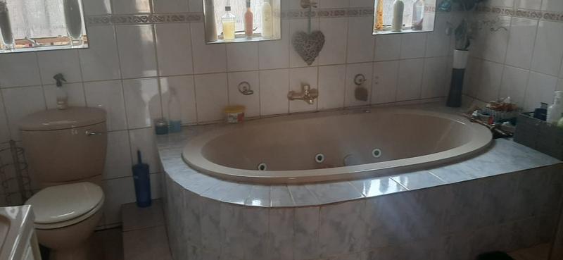 3 Bedroom Property for Sale in Carletonville Gauteng