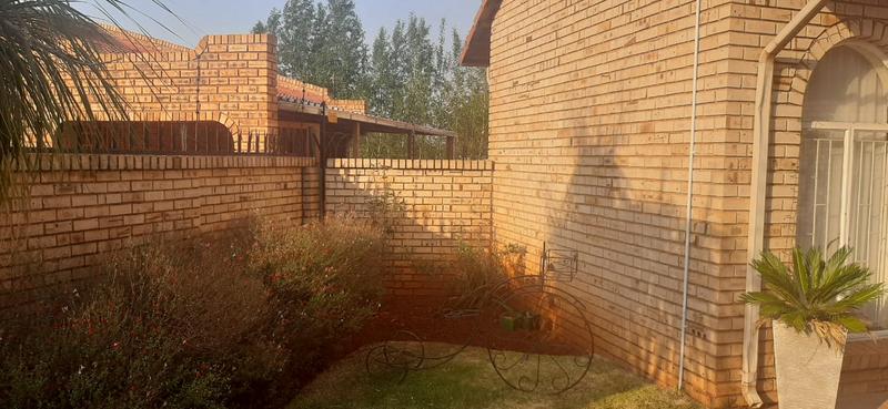 3 Bedroom Property for Sale in Carletonville Gauteng