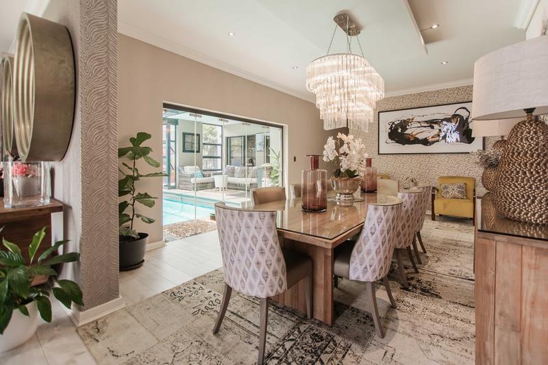 5 Bedroom Property for Sale in Copperleaf Estate Gauteng