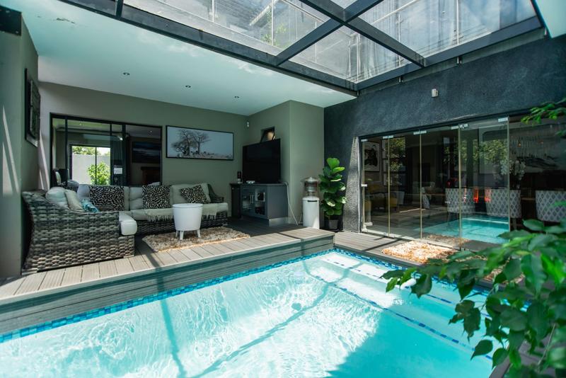 5 Bedroom Property for Sale in Copperleaf Estate Gauteng