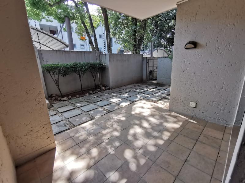 To Let 2 Bedroom Property for Rent in Sandown Gauteng