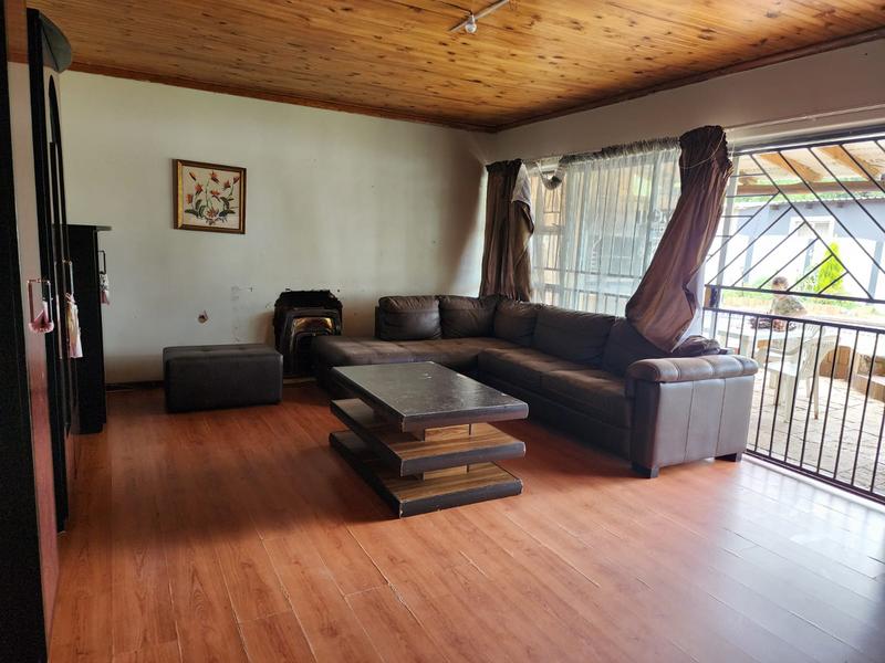 5 Bedroom Property for Sale in Bonaero Park Gauteng