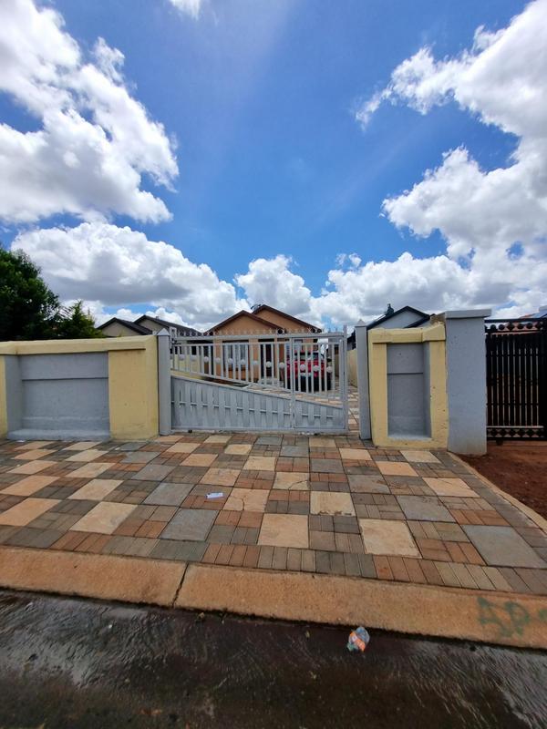 3 Bedroom Property for Sale in Soshanguve VV Gauteng