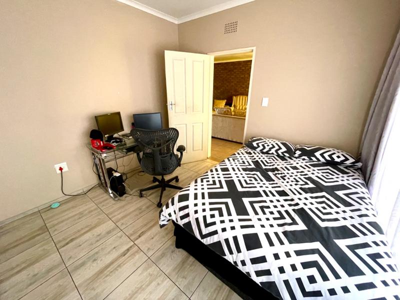 2 Bedroom Property for Sale in Quellerie Park Gauteng