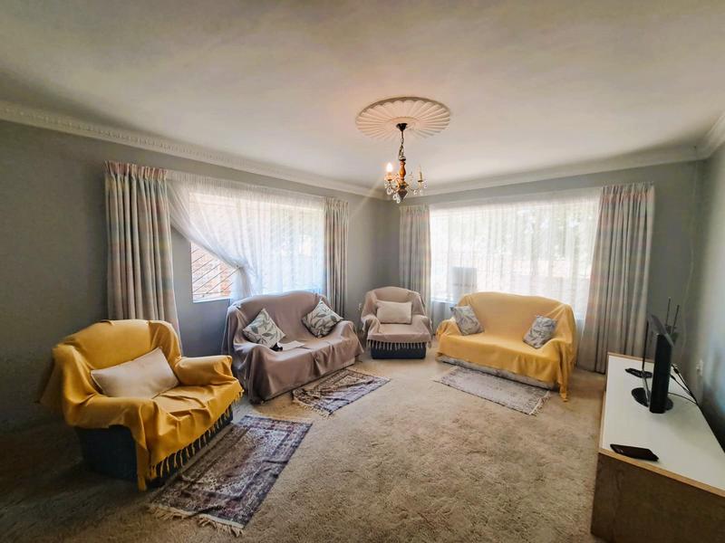 3 Bedroom Property for Sale in Heuweloord Gauteng