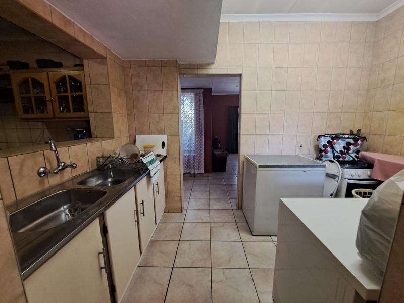 3 Bedroom Property for Sale in Heuweloord Gauteng