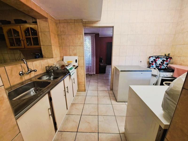 3 Bedroom Property for Sale in Heuweloord Gauteng