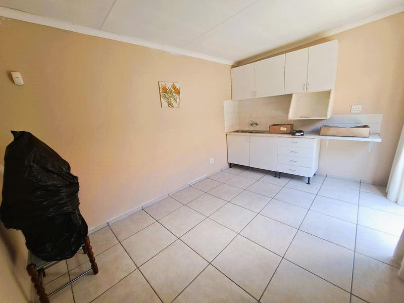3 Bedroom Property for Sale in Heuweloord Gauteng
