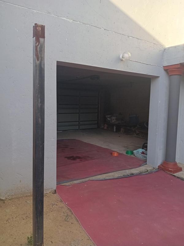 4 Bedroom Property for Sale in Olievenhoutbosch Gauteng