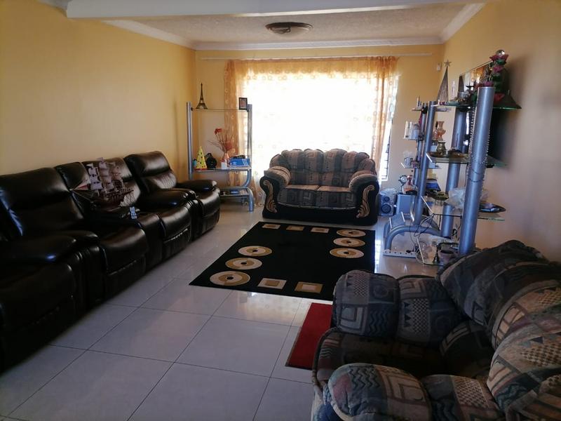 6 Bedroom Property for Sale in Lenasia South Gauteng