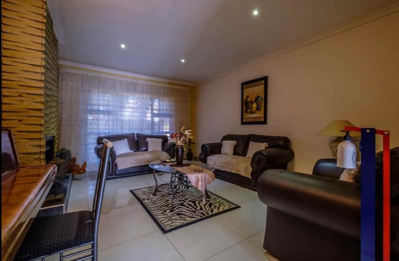 6 Bedroom Property for Sale in Lenasia South Gauteng