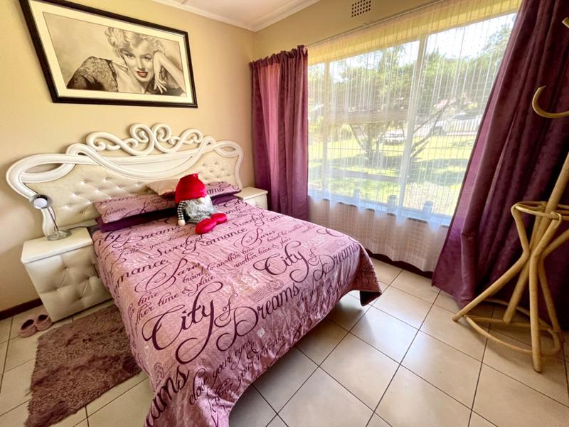 4 Bedroom Property for Sale in Noordheuwel Gauteng