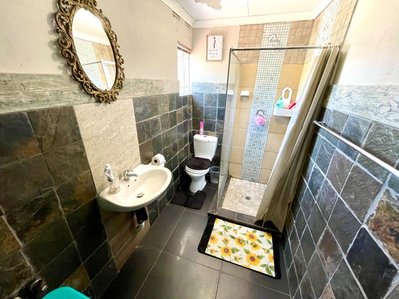 4 Bedroom Property for Sale in Noordheuwel Gauteng