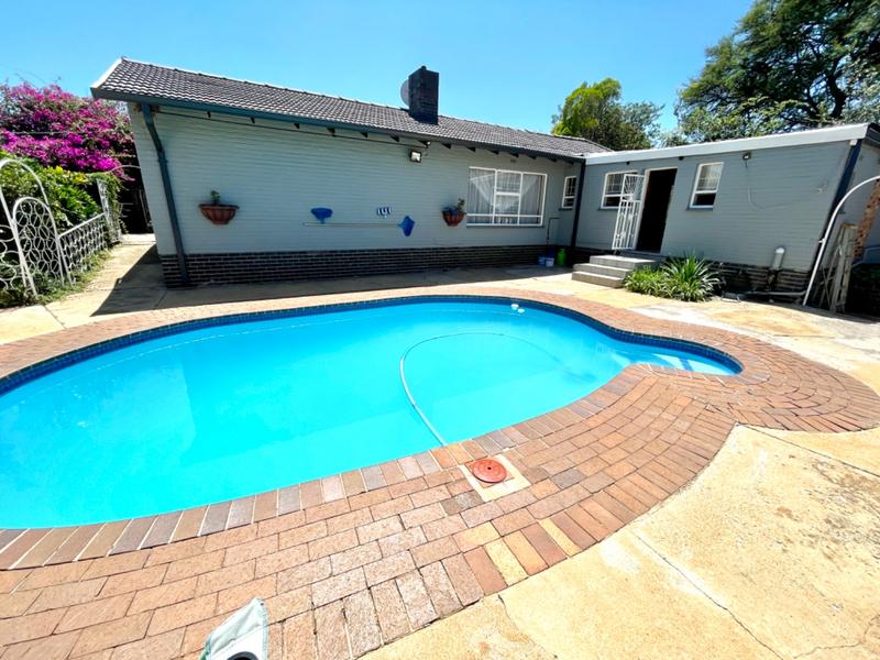 4 Bedroom Property for Sale in Noordheuwel Gauteng