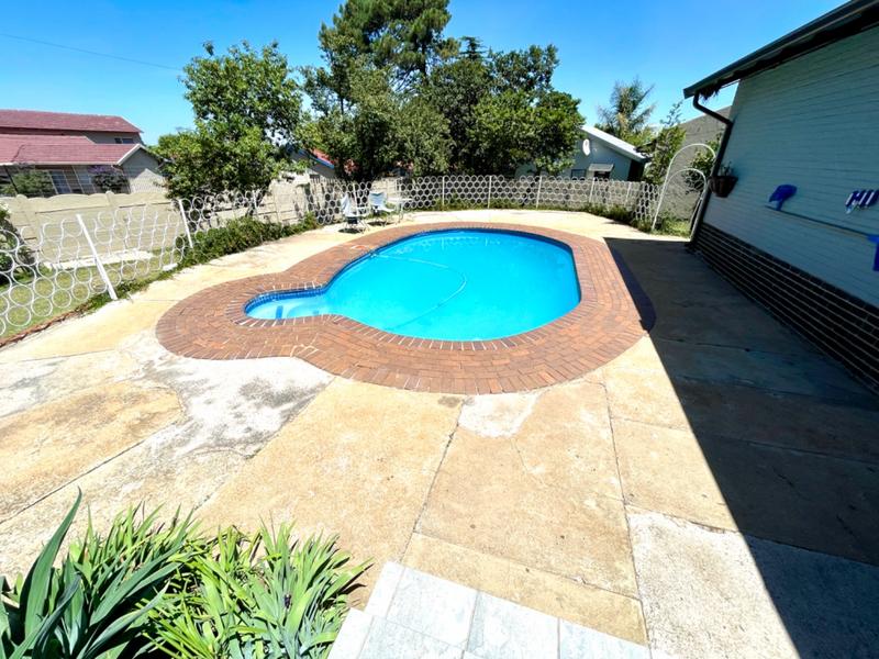 4 Bedroom Property for Sale in Noordheuwel Gauteng