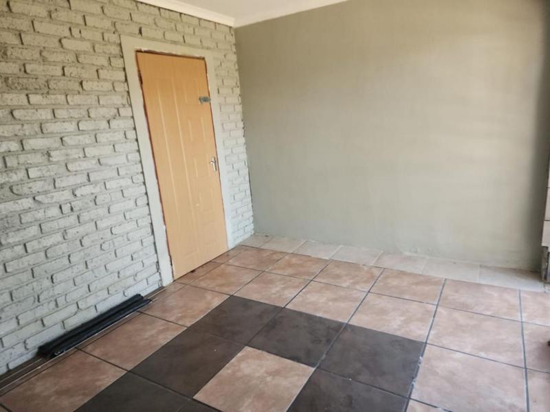 9 Bedroom Property for Sale in Bedworth Park Gauteng