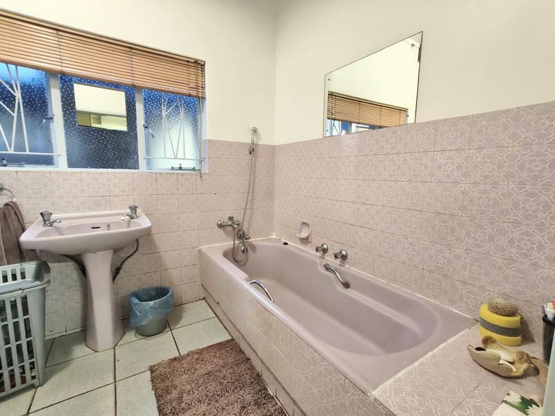 5 Bedroom Property for Sale in Wonderboom Gauteng