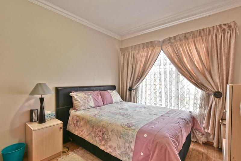 3 Bedroom Property for Sale in New Redruth Gauteng