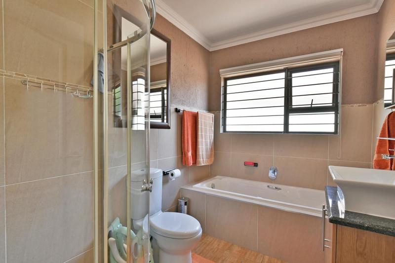 3 Bedroom Property for Sale in New Redruth Gauteng