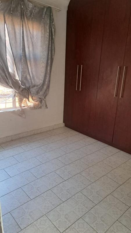 To Let 2 Bedroom Property for Rent in Dawn Park Gauteng