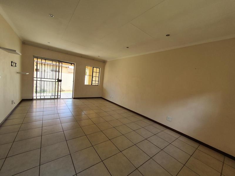 2 Bedroom Property for Sale in Mooikloof Ridge Gauteng