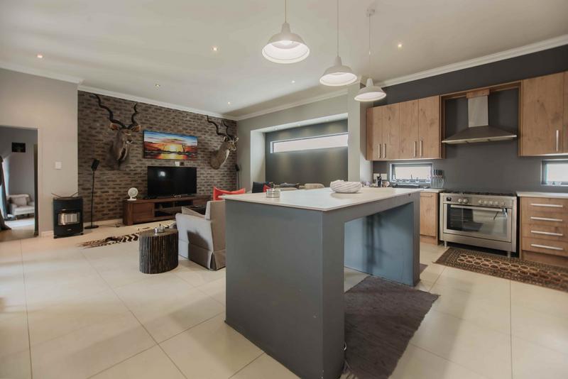 3 Bedroom Property for Sale in Copperleaf Estate Gauteng