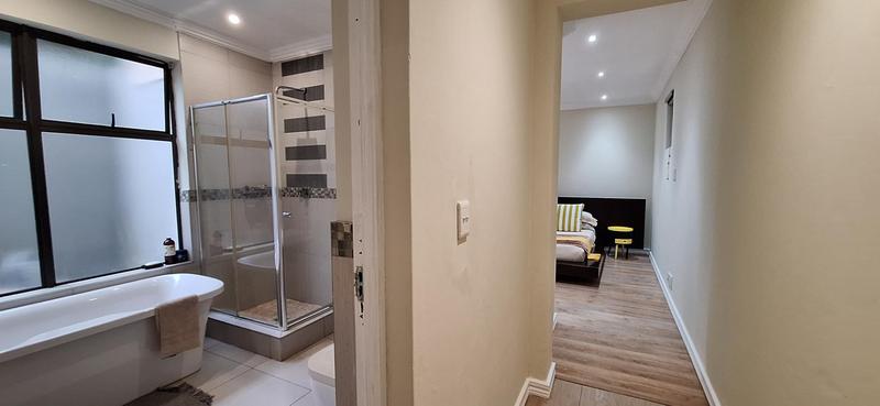 5 Bedroom Property for Sale in Midfield Estate Gauteng